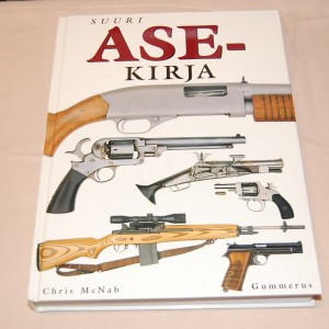 Chris McNab Suuri asekirja